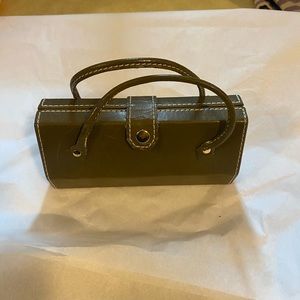 Chic Green Clutch with Cylindrical Design Eye Glass case